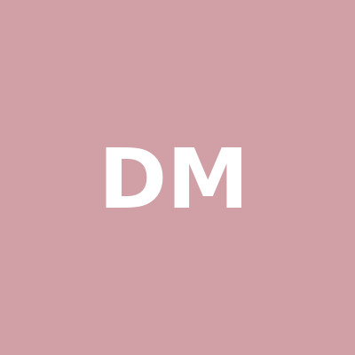 A imagem de perfil do cliente que deixa a avaliação: Daniil Makogon