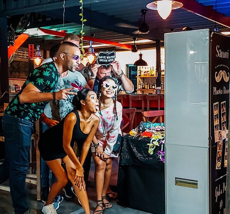 Photo Booths: A Trending Attraction at Weddings. photographer Dimas Frolov photo 1872