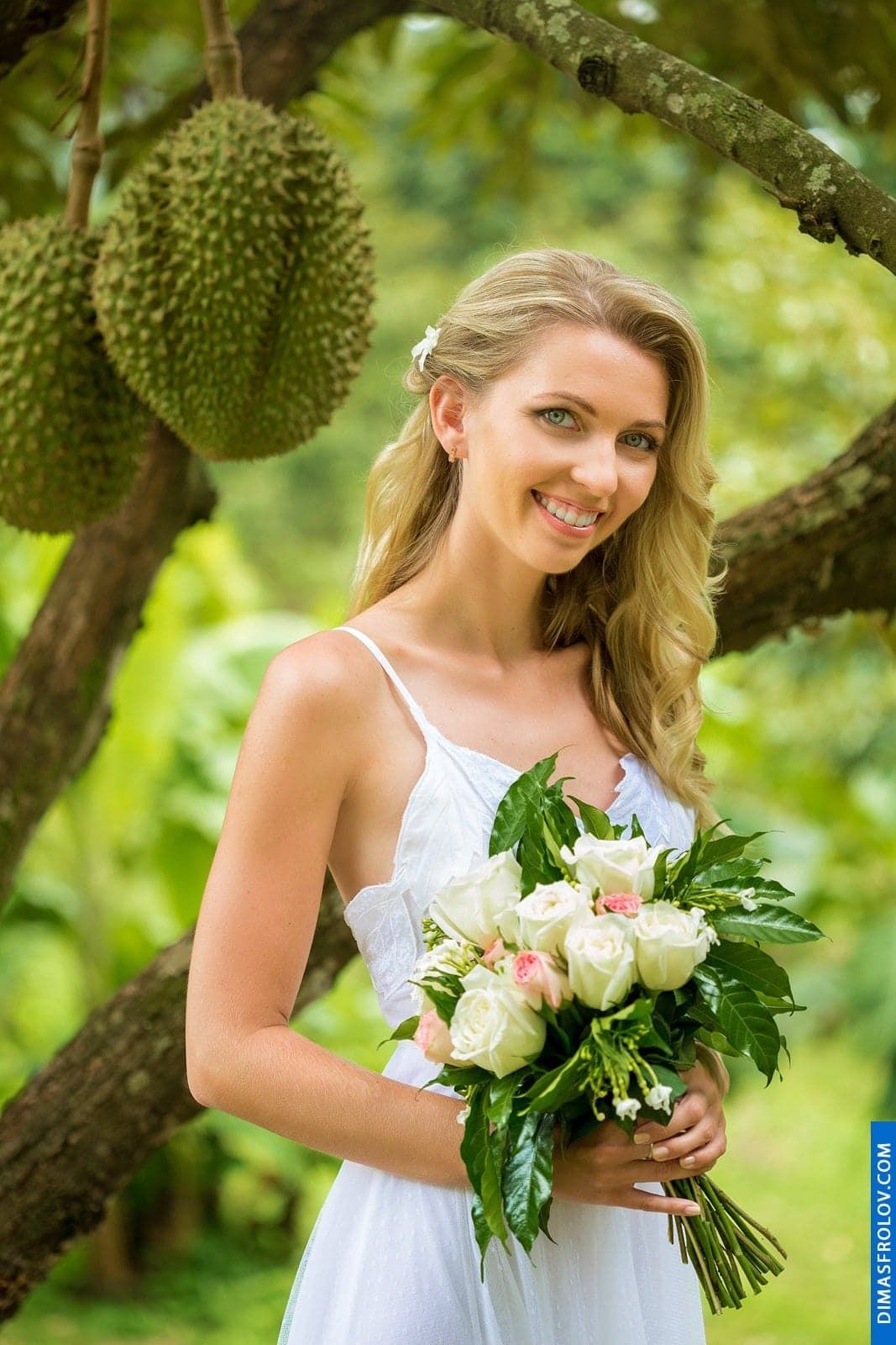 Artistic Bride Portraits. photographer Dimas Frolov. photo1520
