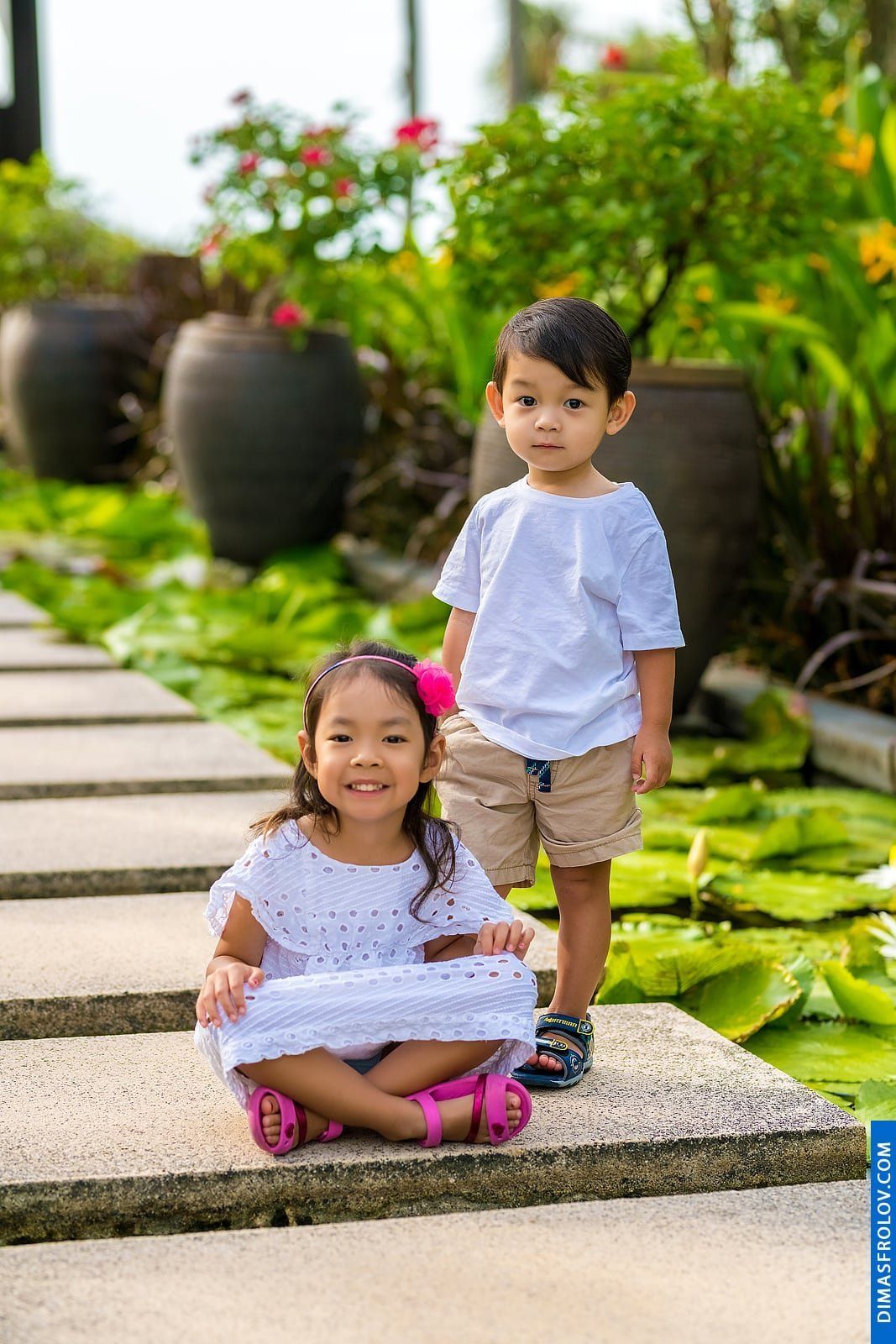 family ครอบครัว Chau. บาทต่อภาพ 47696 (2023-05-03 21:54:31)