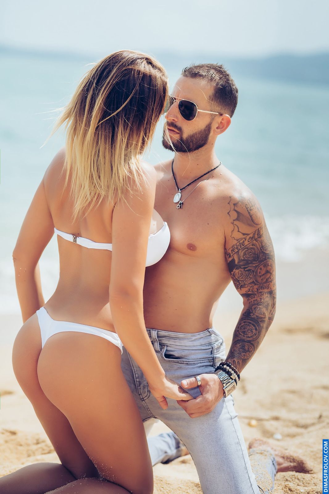 Romantic couple on the beach. Photo 86817 (2023-05-03 22:07:03)