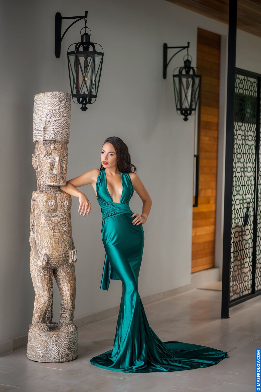 portraits Julia. บาทต่อภาพ 93403 (2023-05-03 22:08:56)