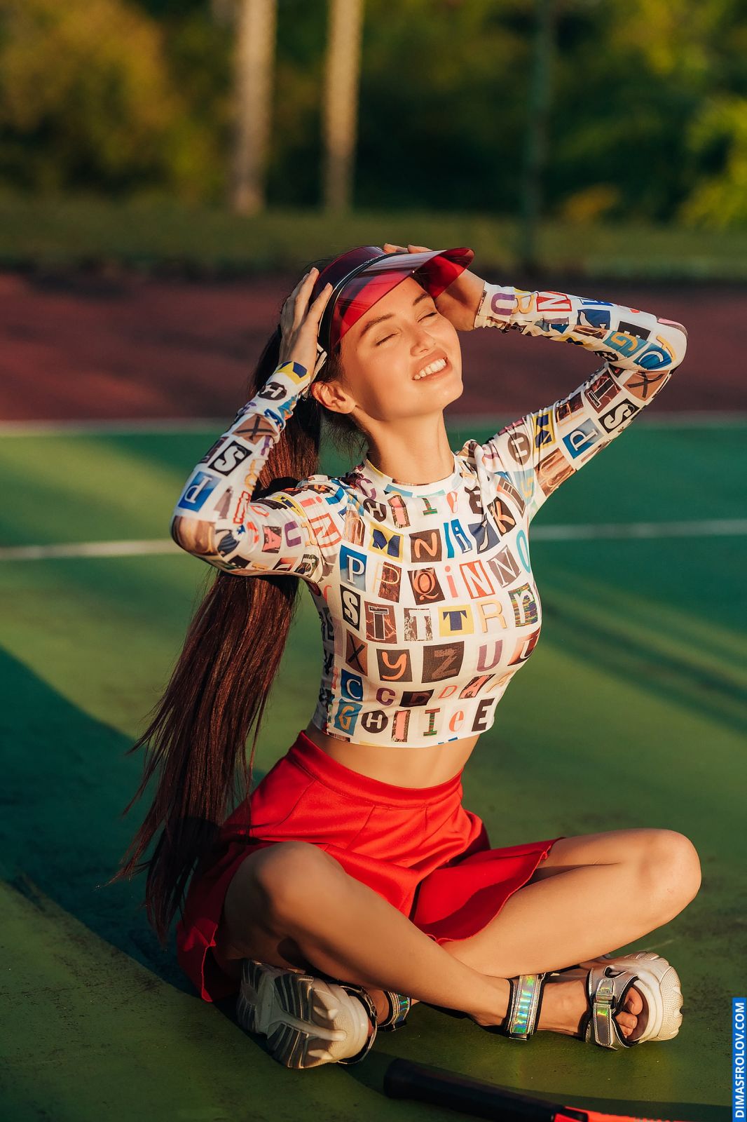 portraits Veronika. สาวนักเทนนิส. บาทต่อภาพ 96737 (2023-05-03 22:09:54)