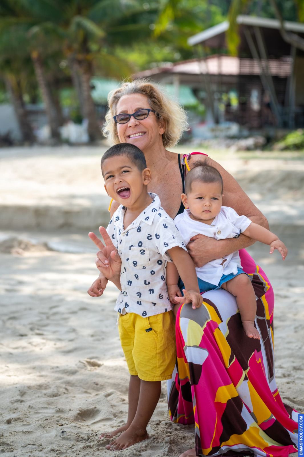 family ครอบครัว Matt. บาทต่อภาพ 101454 (2023-05-03 22:10:52)