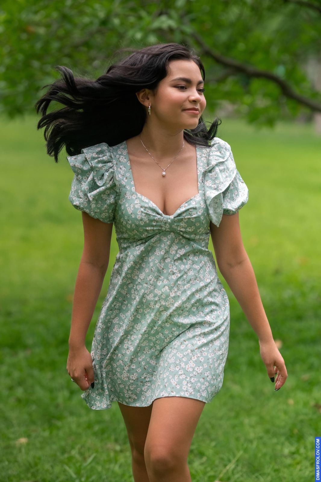 portraits Ludwika. บาทต่อภาพ 108644 (2023-05-03 22:12:58)