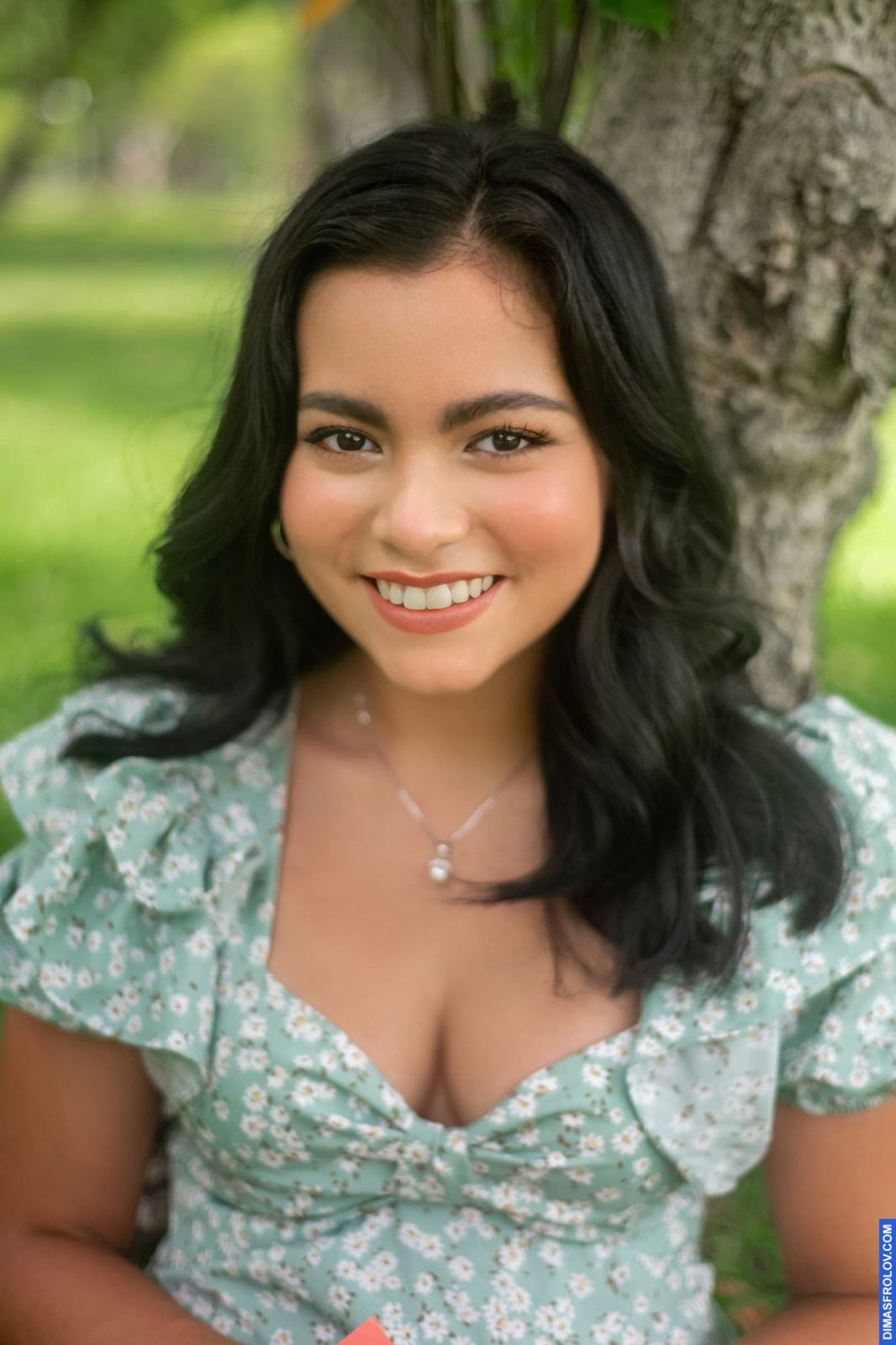portraits Ludwika. บาทต่อภาพ 108667 (2023-05-03 22:12:58)