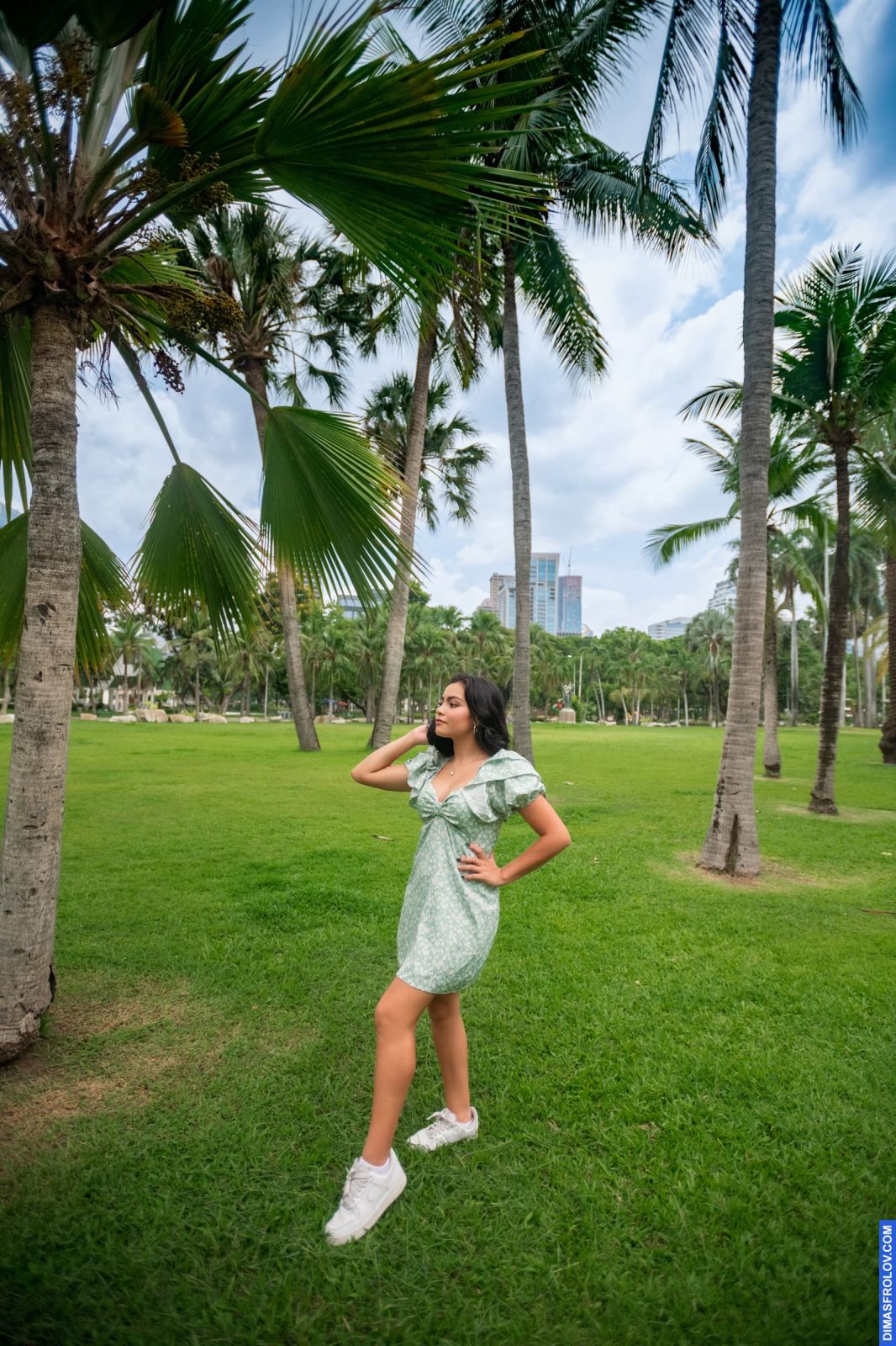 portraits Ludwika. บาทต่อภาพ 108678 (2023-05-03 22:12:58)