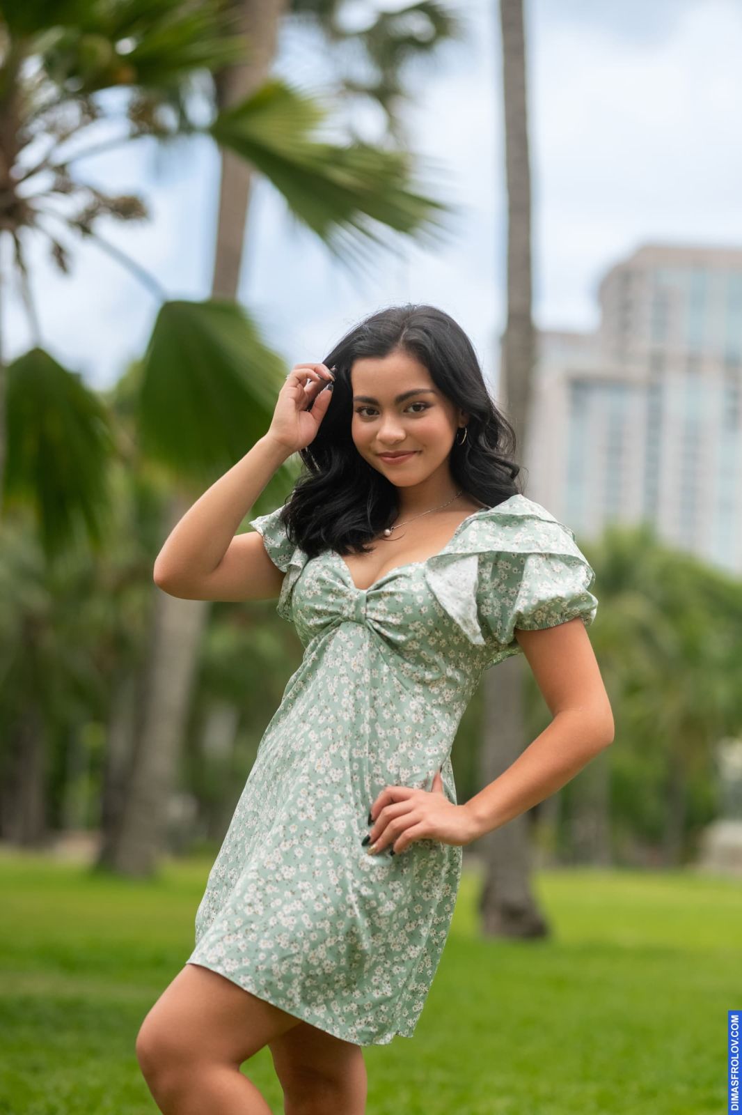 portraits Ludwika. บาทต่อภาพ 108685 (2023-05-03 22:12:58)