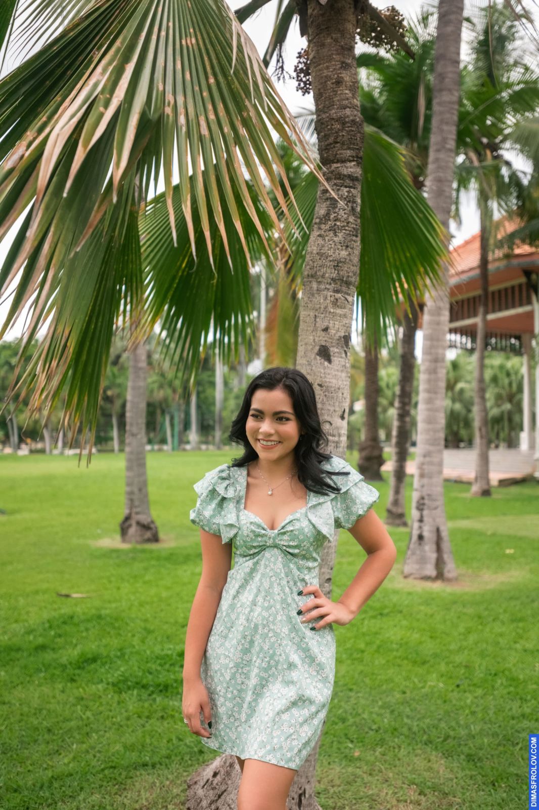 portraits Ludwika. บาทต่อภาพ 108689 (2023-05-03 22:12:59)