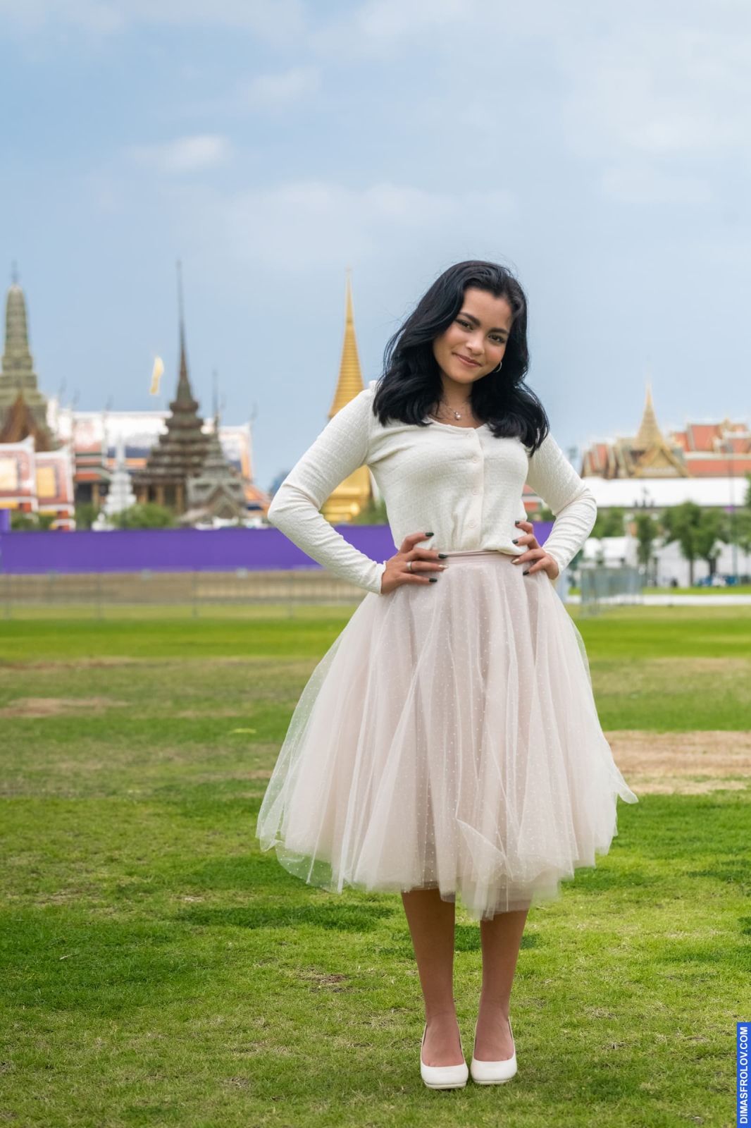 portraits Ludwika. บาทต่อภาพ 108702 (2023-05-03 22:12:59)