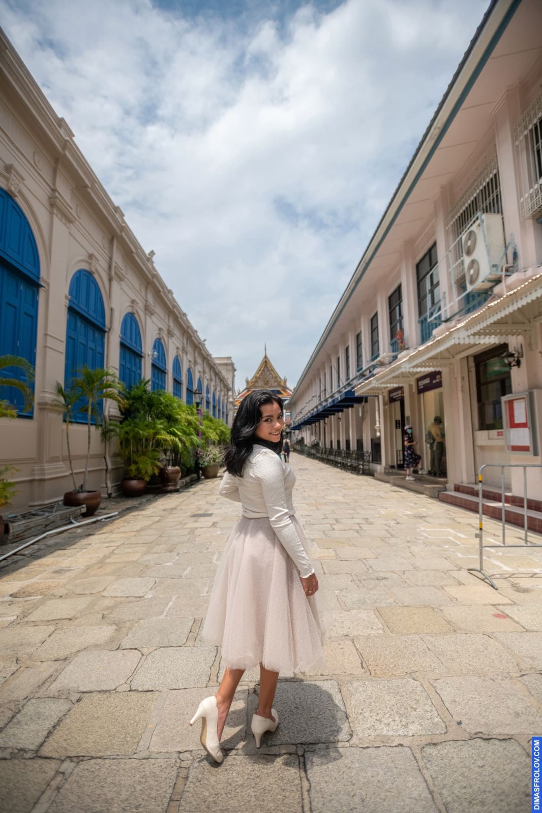 portraits Ludwika. บาทต่อภาพ 108717 (2023-05-03 22:12:59)