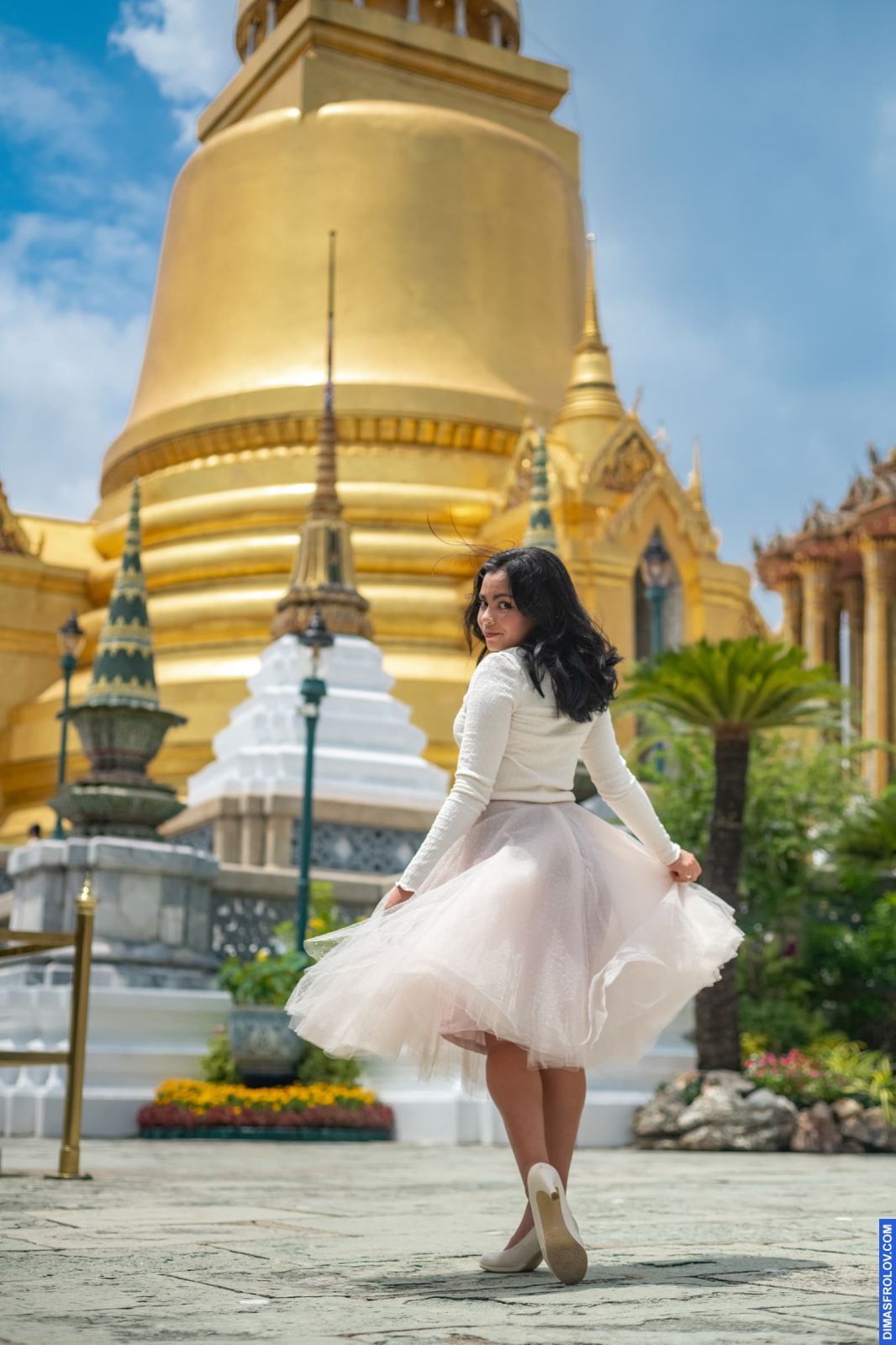 portraits Ludwika. บาทต่อภาพ 108723 (2023-05-03 22:12:59)