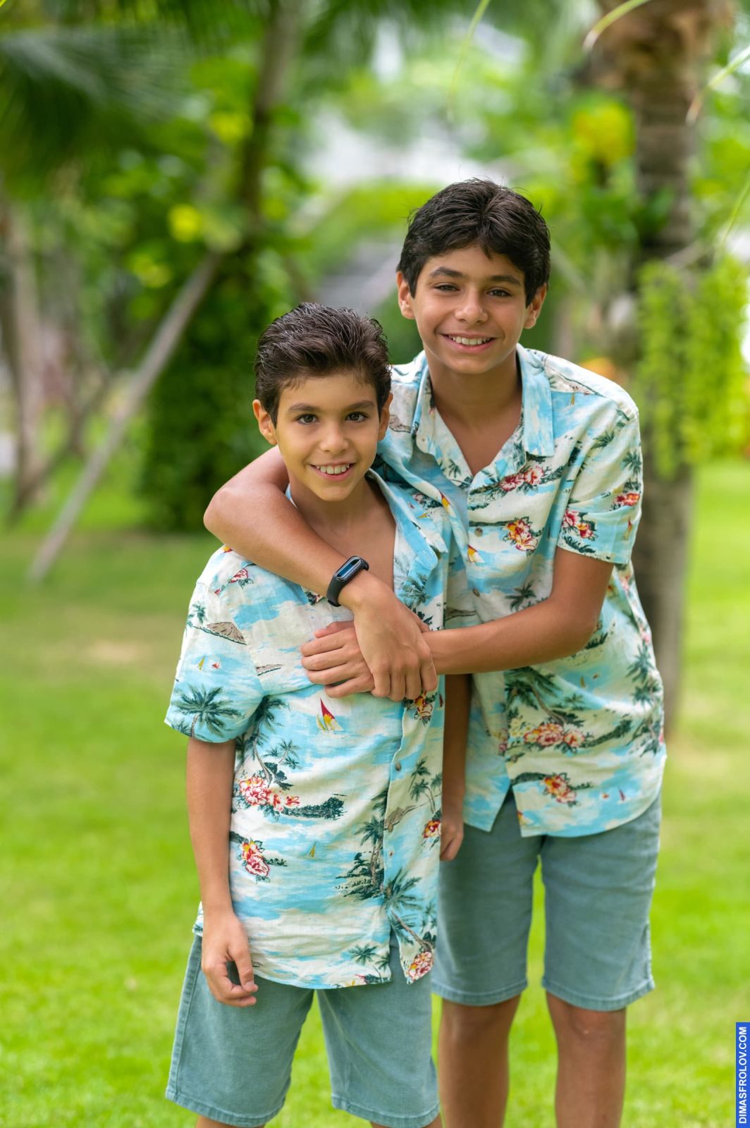family Farah และ Rami พร้อมลูกชาย. บาทต่อภาพ 110787 (2023-05-03 22:13:54)