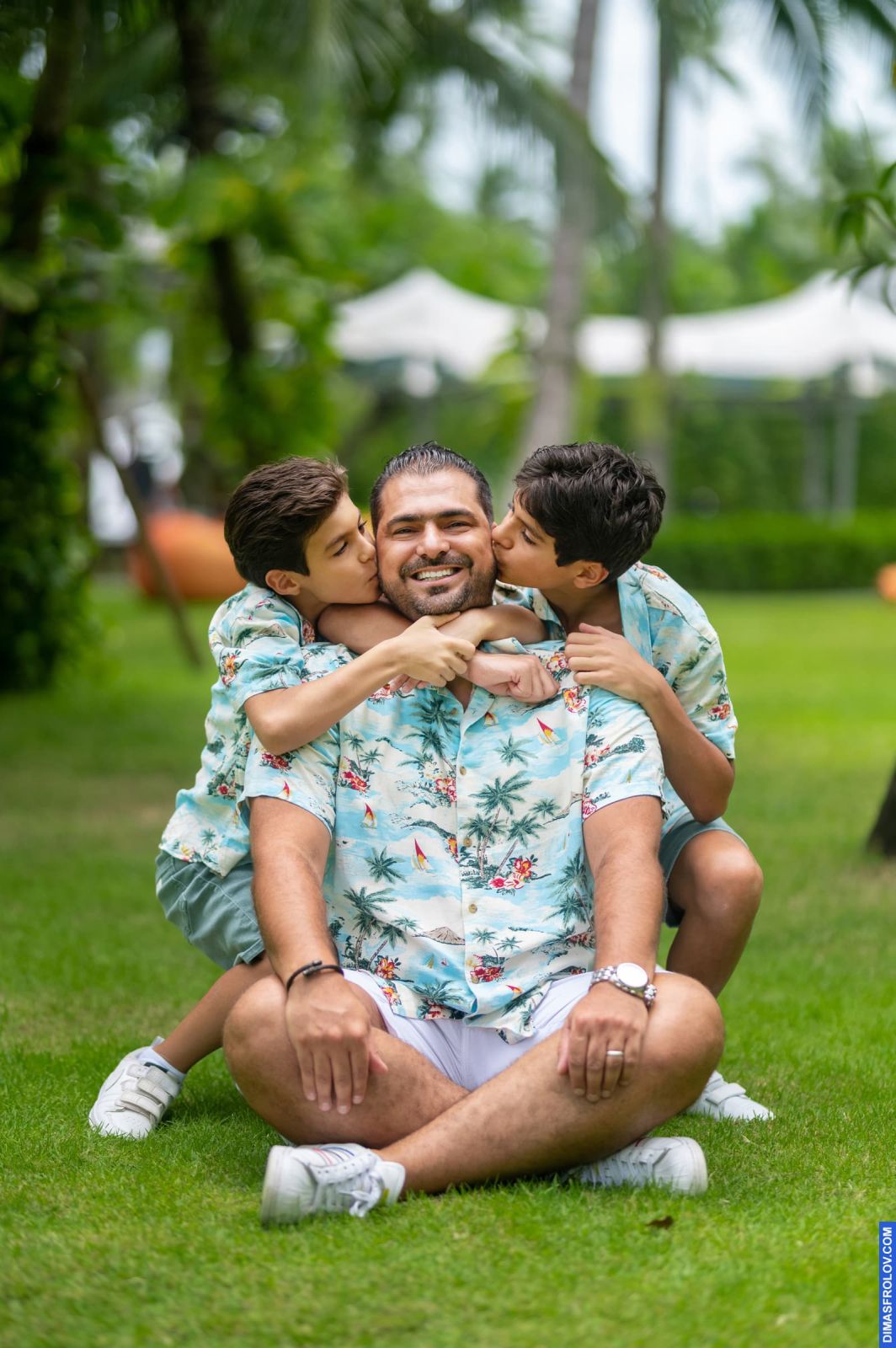 family Farah และ Rami พร้อมลูกชาย. บาทต่อภาพ 110805 (2023-05-03 22:13:54)