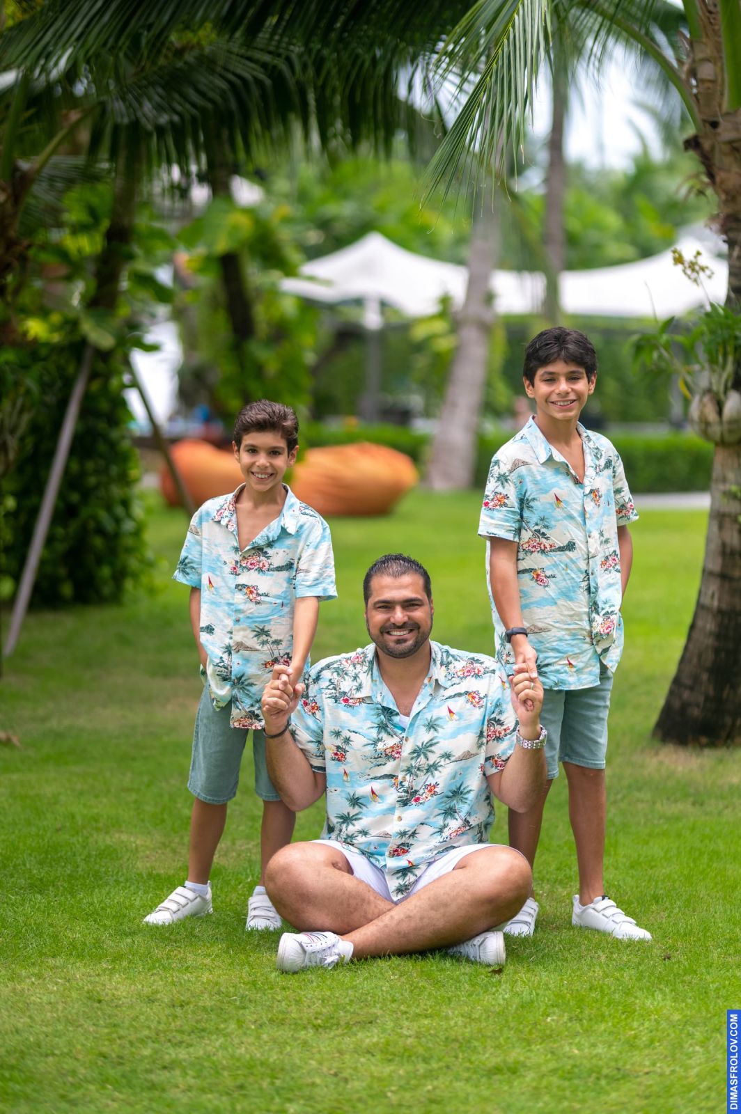 family Farah และ Rami พร้อมลูกชาย. บาทต่อภาพ 110814 (2023-05-03 22:13:54)