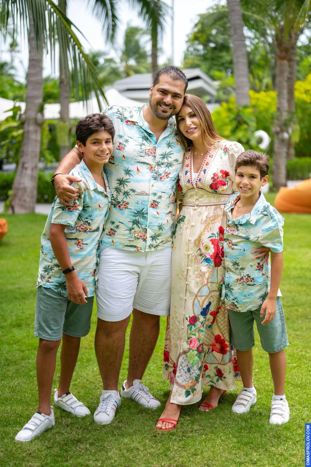 family Farah และ Rami พร้อมลูกชาย. บาทต่อภาพ 110827 (2023-05-03 22:13:55)