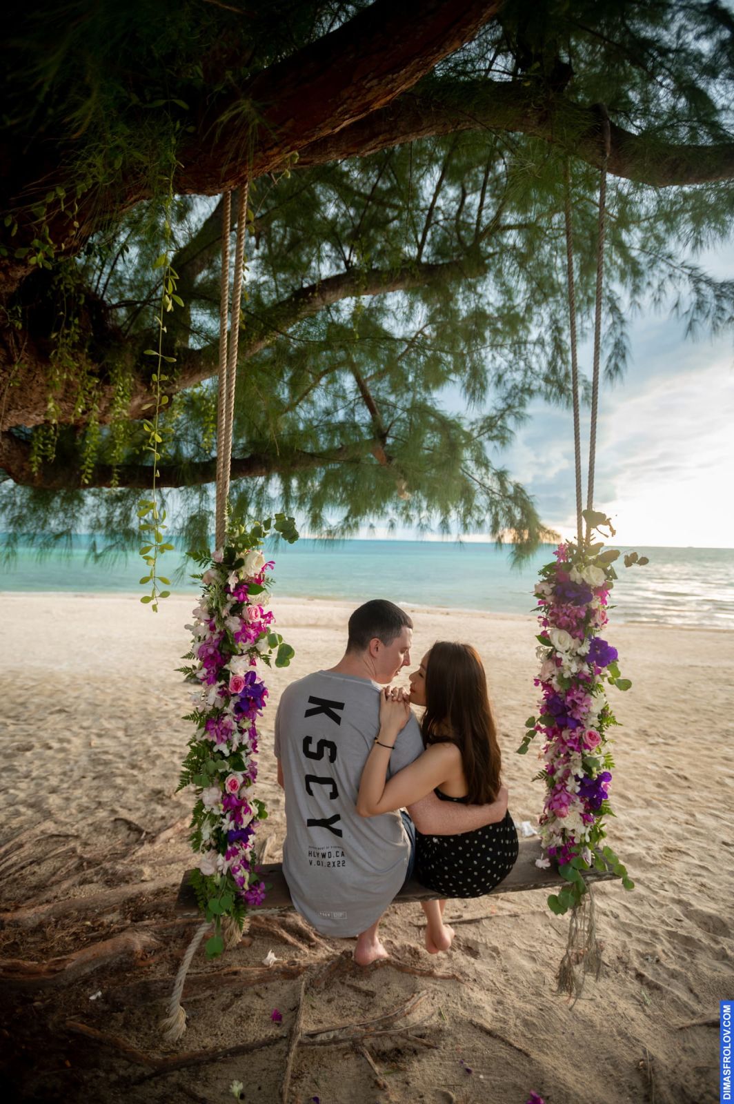 Martin & Mia. Couple photo shoot. Photo 113828 (2023-05-03 22:14:48)