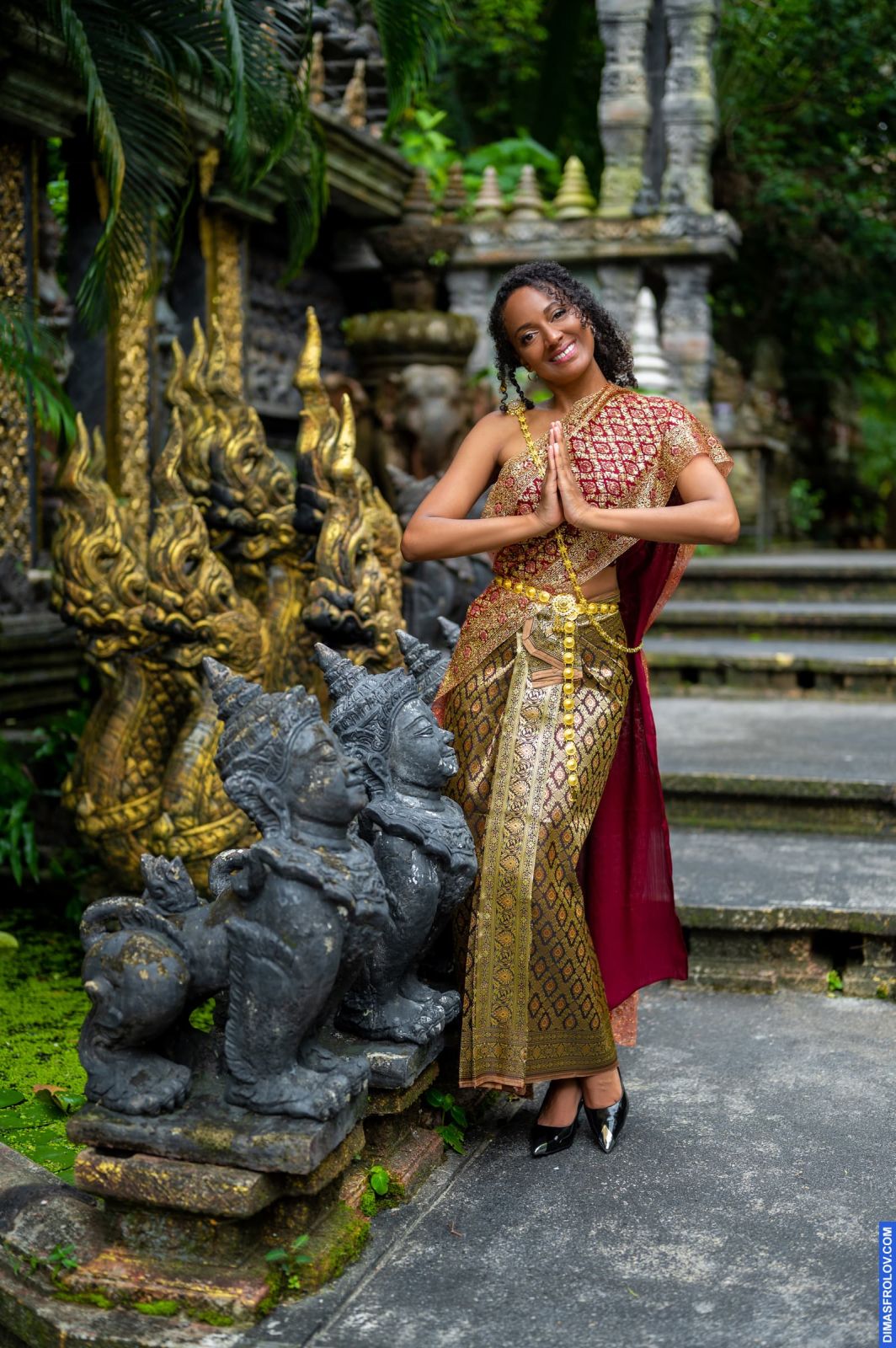 portraits Gloria. บาทต่อภาพ 120348 (2023-05-03 22:17:11)