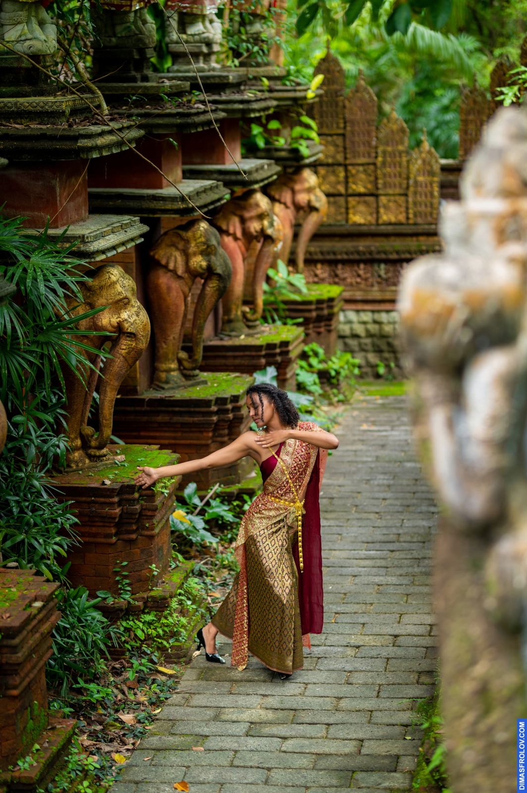 portraits Gloria. บาทต่อภาพ 120357 (2023-05-03 22:17:11)