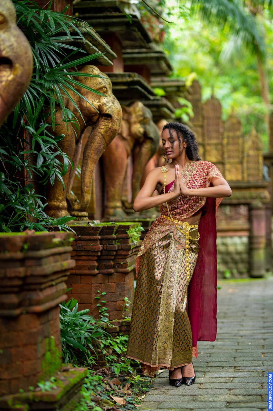 portraits Gloria. บาทต่อภาพ 120362 (2023-05-03 22:17:11)