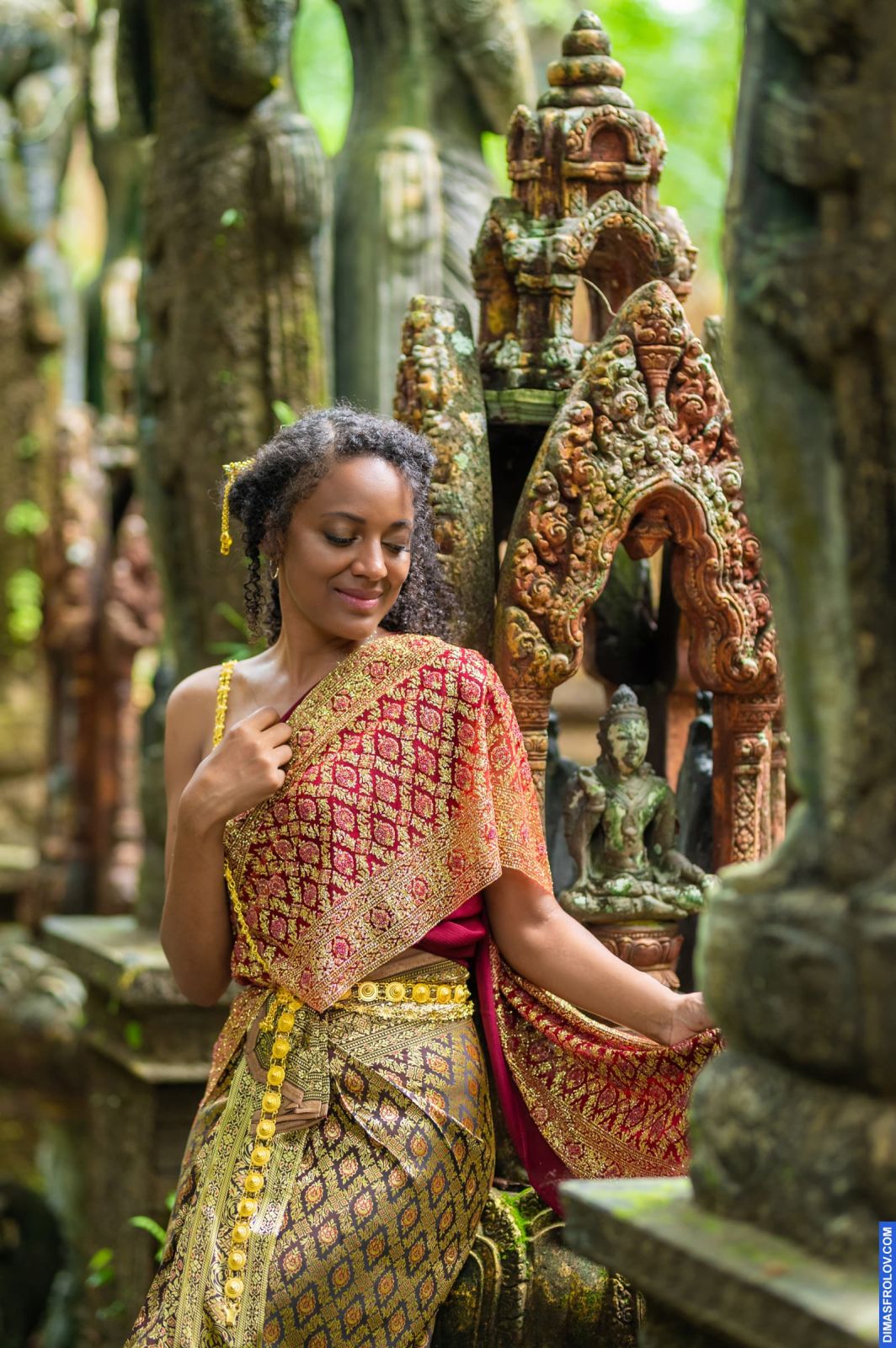portraits Gloria. บาทต่อภาพ 120374 (2023-05-03 22:17:12)