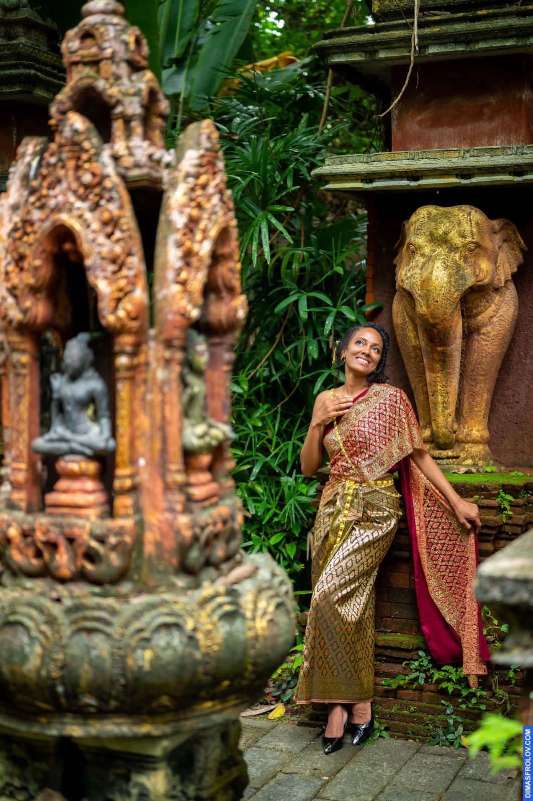 portraits Gloria. บาทต่อภาพ 120379 (2023-05-03 22:17:12)