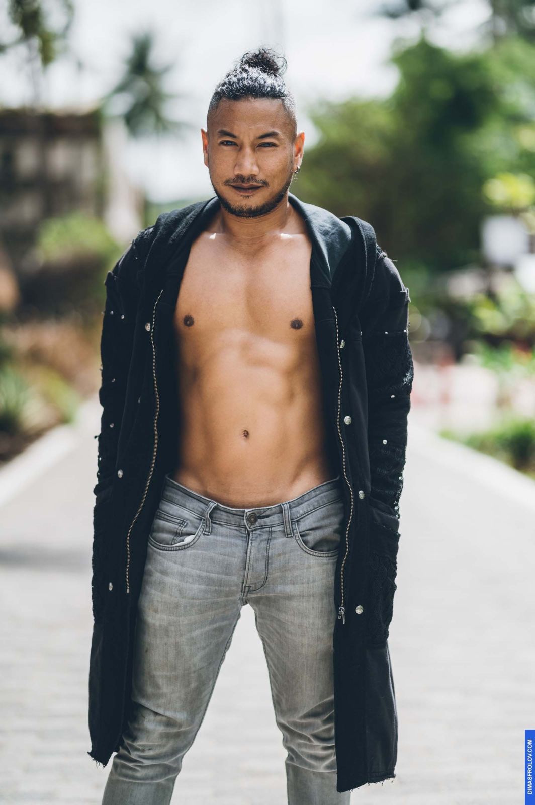 Men’s Photoshoot: Business, Casual and Creative Portraits. Photo 124118 (2023-05-03 22:18:20)