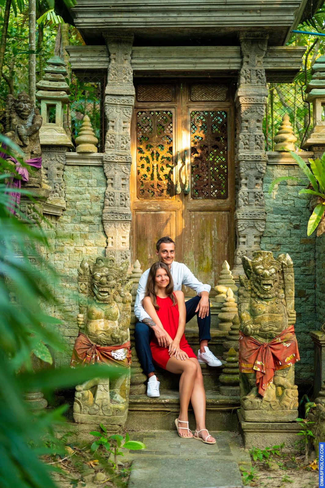 ชุดภาพถ่ายข้อเสนอ Axel และ Alyona. บาทต่อภาพ 126221 (2023-05-03 22:19:09)