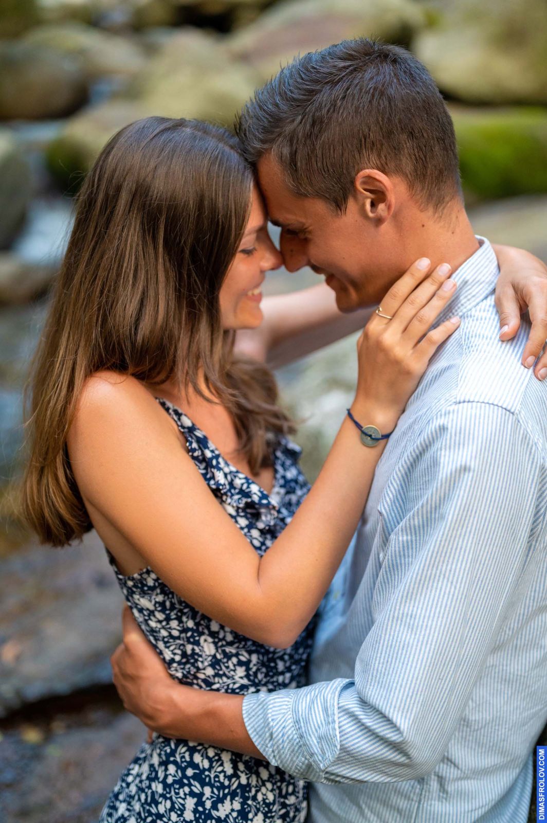 ชุดภาพถ่ายข้อเสนอ Axel และ Alyona. บาทต่อภาพ 126242 (2023-05-03 22:19:11)