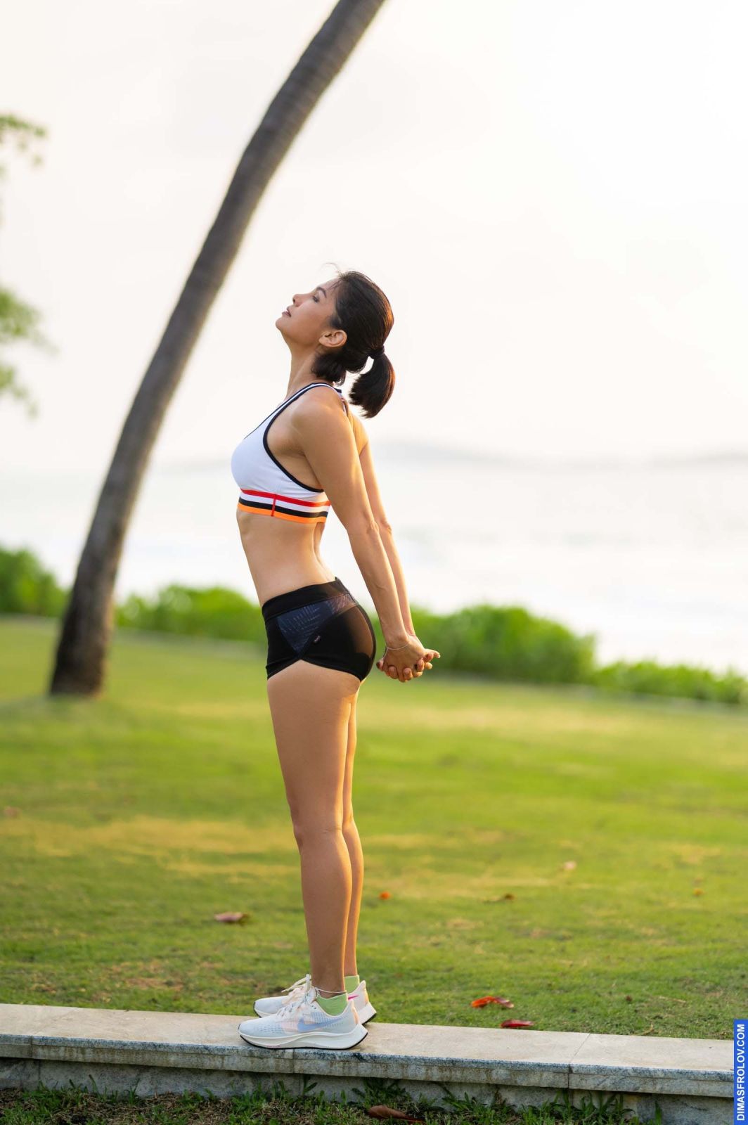 yoga ฟิตเนสยามเช้า - ธันดาร์ หล่าย. บาทต่อภาพ 126328 (2023-05-03 22:19:14)