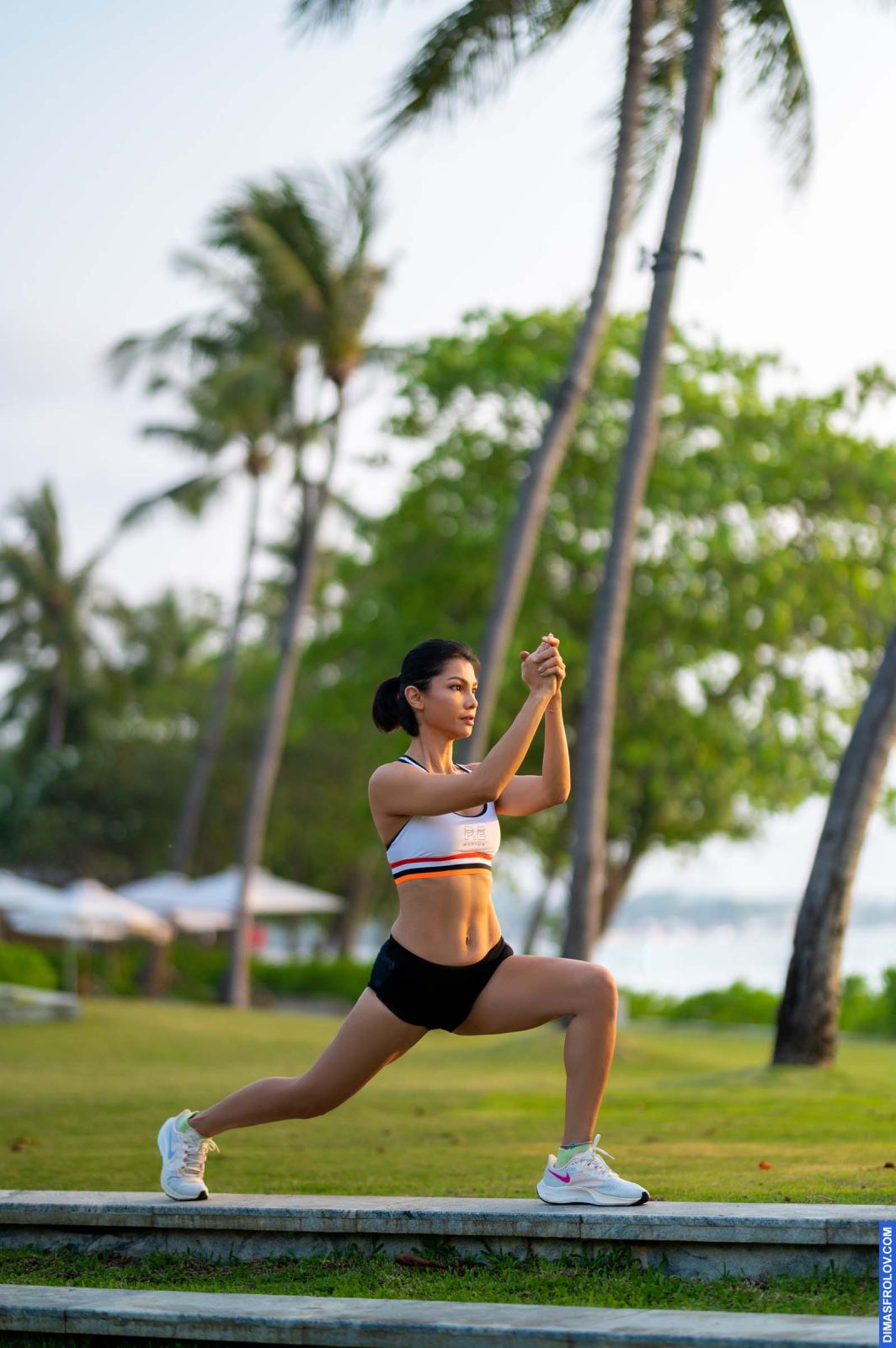 yoga ฟิตเนสยามเช้า - ธันดาร์ หล่าย. บาทต่อภาพ 126329 (2023-05-03 22:19:14)