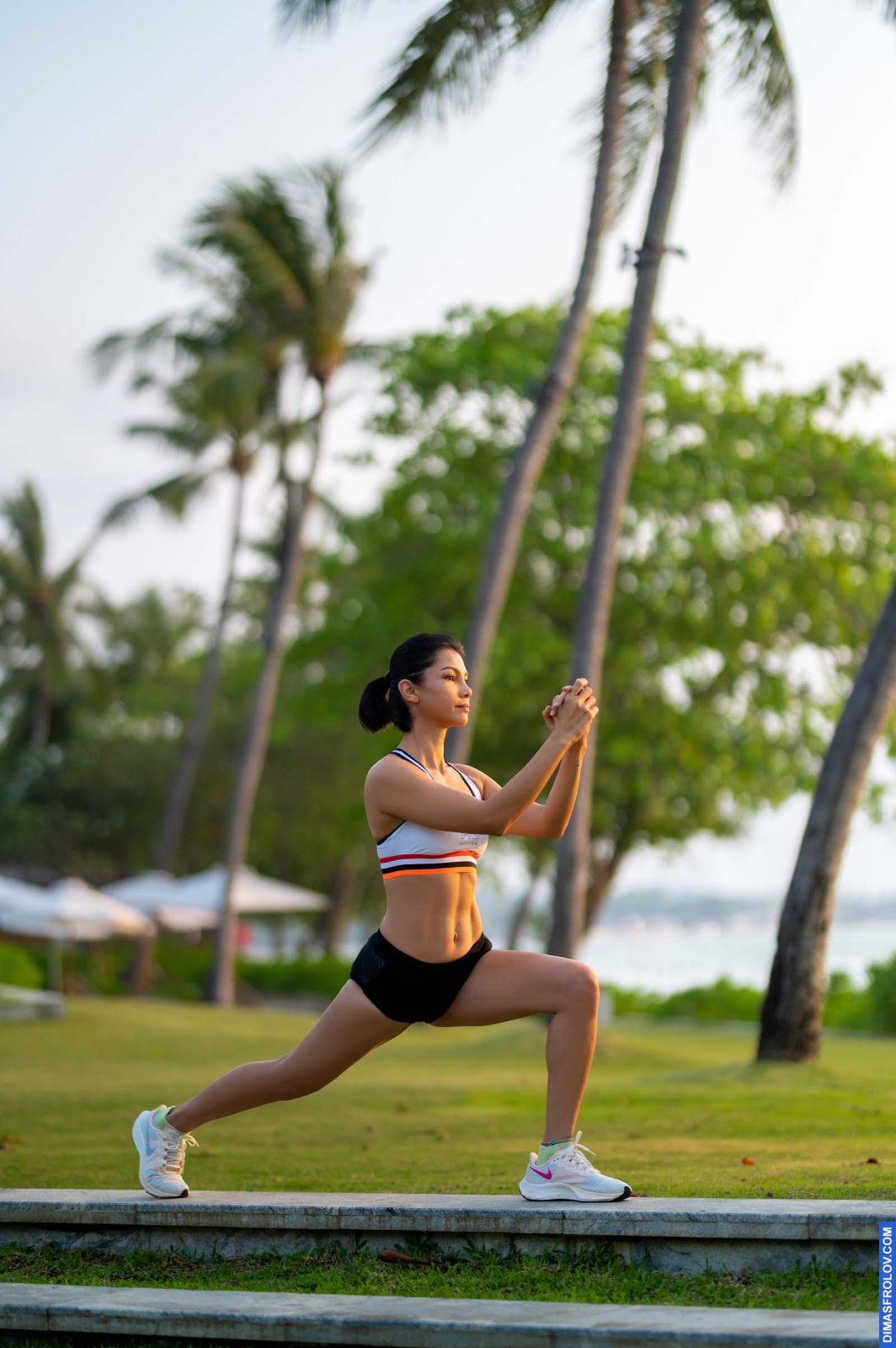 yoga ฟิตเนสยามเช้า - ธันดาร์ หล่าย. บาทต่อภาพ 126331 (2023-05-03 22:19:14)