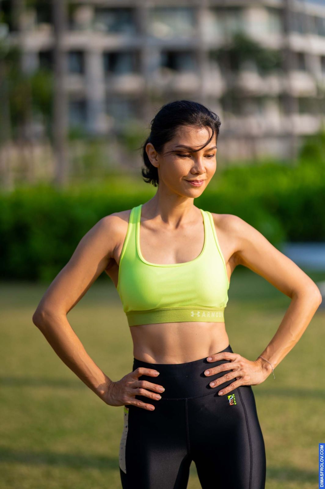 yoga ฟิตเนสยามเช้า - ธันดาร์ หล่าย. บาทต่อภาพ 126419 (2023-05-03 22:19:15)