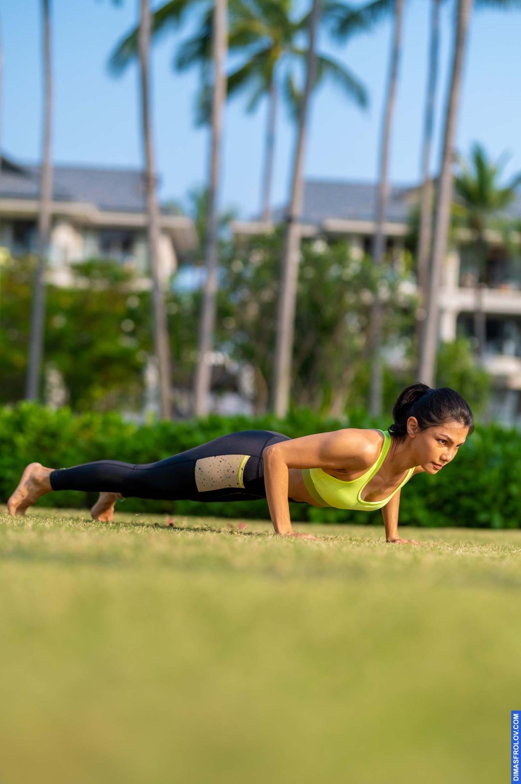 yoga ฟิตเนสยามเช้า - ธันดาร์ หล่าย. บาทต่อภาพ 126435 (2023-05-03 22:19:15)