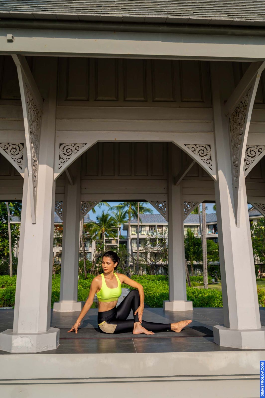 yoga ฟิตเนสยามเช้า - ธันดาร์ หล่าย. บาทต่อภาพ 126453 (2023-05-03 22:19:16)