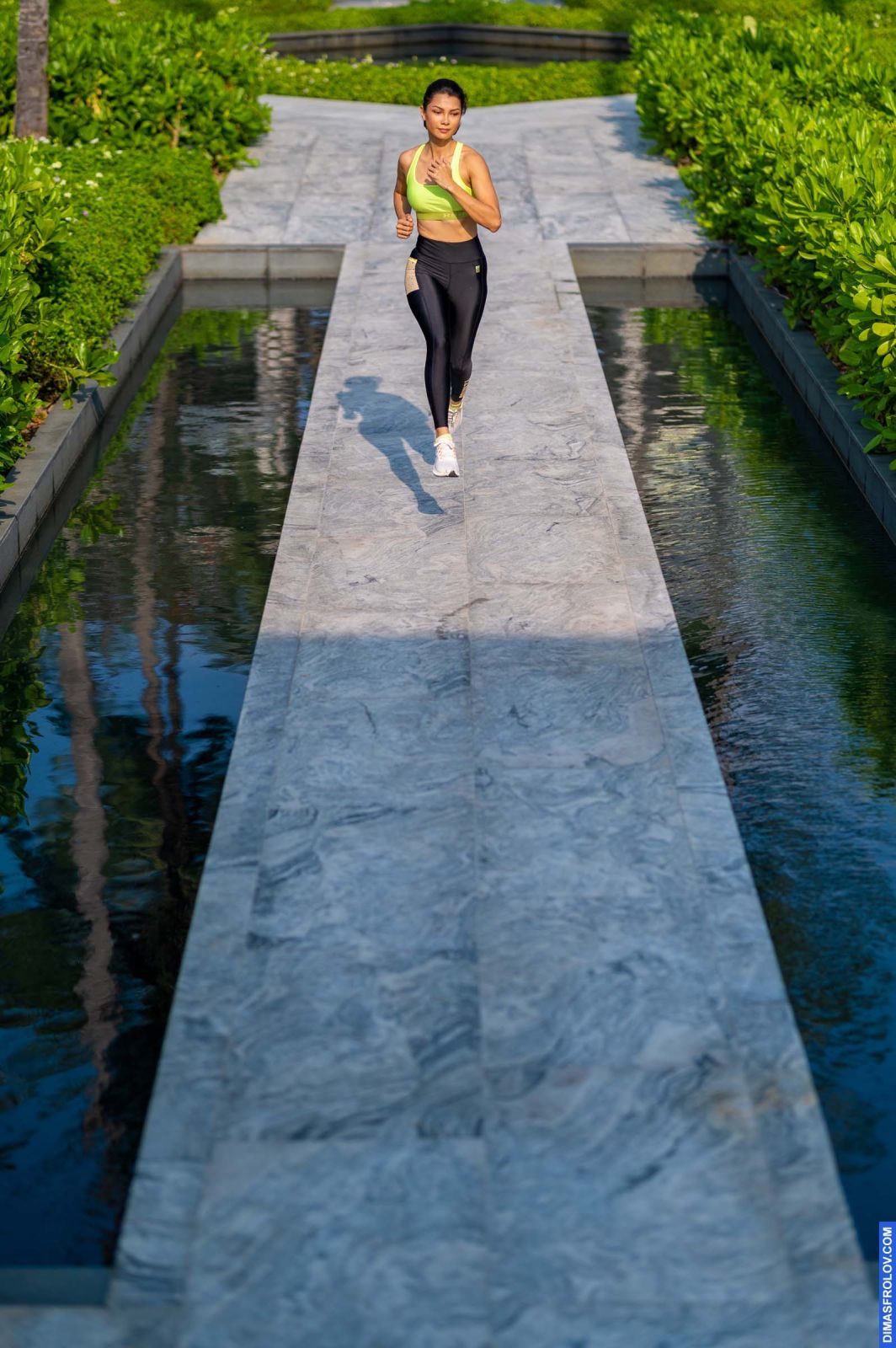 yoga ฟิตเนสยามเช้า - ธันดาร์ หล่าย. บาทต่อภาพ 126450 (2023-05-03 22:19:15)