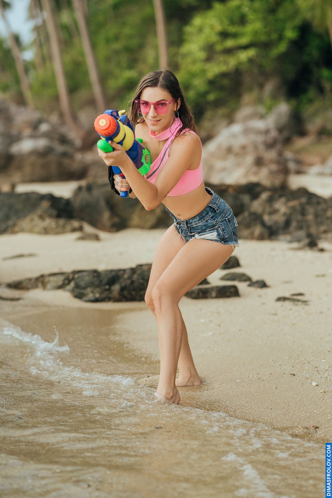Sessão de fotos de biquíni para o Songkran (Ano Novo Tailandês). Foto 128414 (2024-02-08 03:57:29)