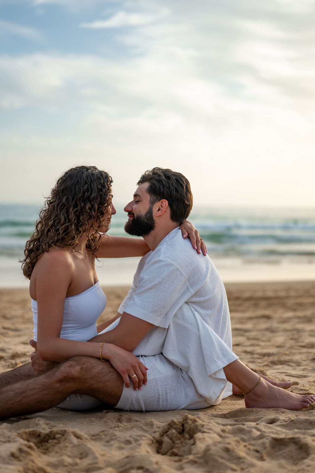 Daniel & Shirien: A Sunset Couple Photoshoot at Costa da Caparica. Photo 131449 (2026-07-15 21:08:30)
