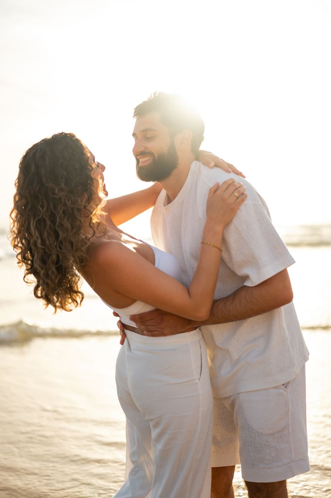 Daniel & Shirien: A Sunset Couple Photoshoot at Costa da Caparica. Photo 131465 (2026-07-15 21:08:43)