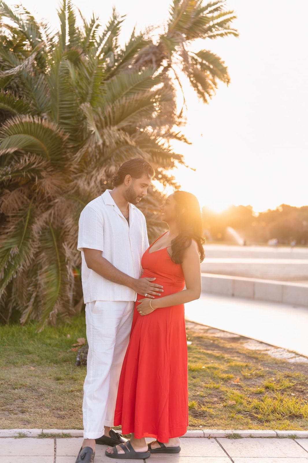 Anesha & Ryan: A Sunrise Pregnancy Photoshoot in Lisbon. Photo 131683 (2026-07-16 09:25:08)