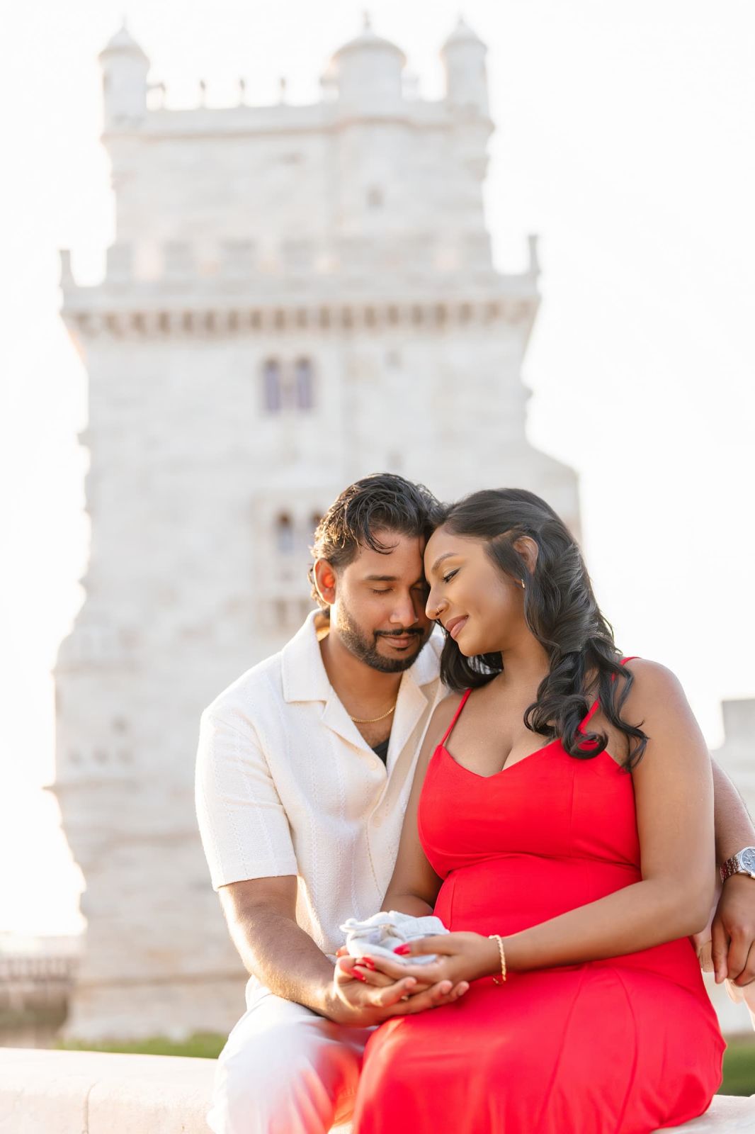 Anesha & Ryan: A Sunrise Pregnancy Photoshoot in Lisbon. Photo 131697 (2026-07-16 09:25:21)