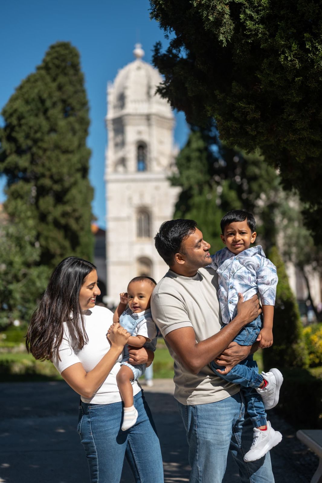 A First Birthday Family Photoshoot at Jerónimos Monastery, Lisbon. Photo 131717 (2026-07-16 10:07:22)