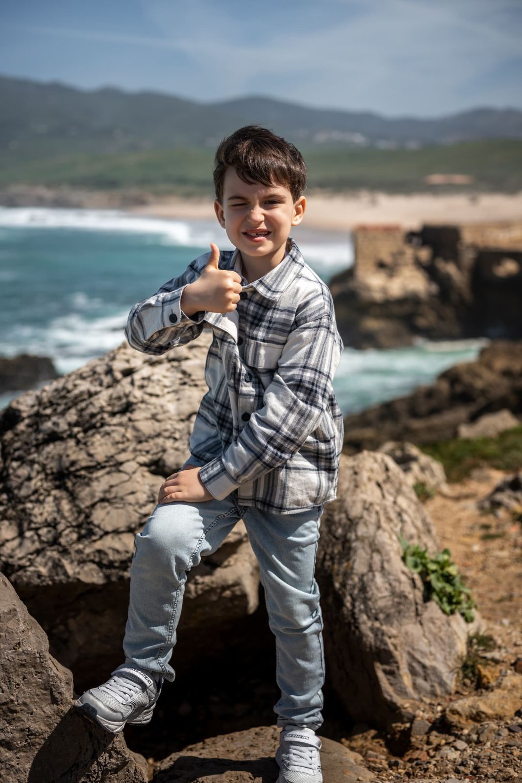 A Family Photoshoot with Teenagers at Guincho Beach, near Cascais. Photo 131778 (2026-07-16 10:30:29)