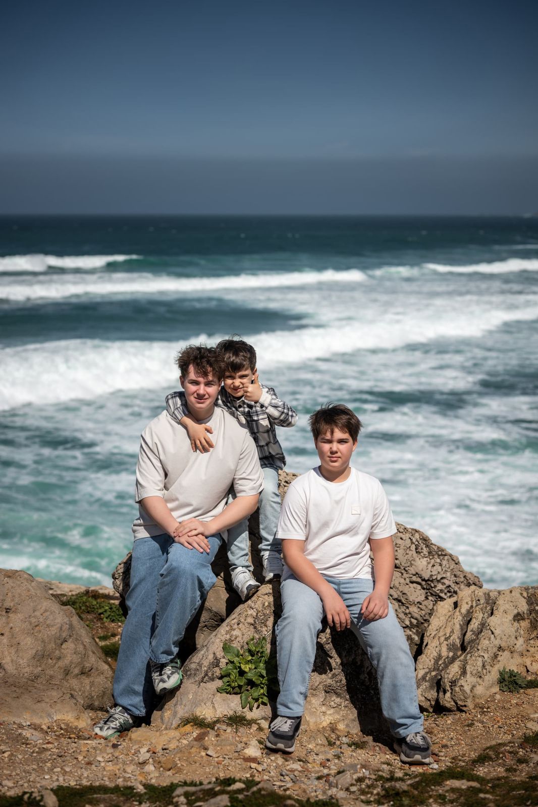 A Family Photoshoot with Teenagers at Guincho Beach, near Cascais. Photo 131779 (2026-07-16 10:30:31)