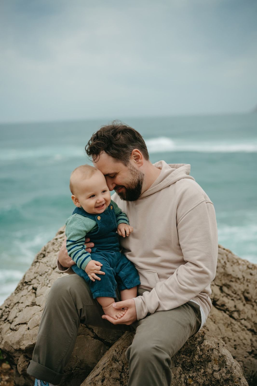 A Family Photoshoot with a Baby at Guincho Beach, near Cascais. Photo 131865 (2026-07-16 11:45:07)