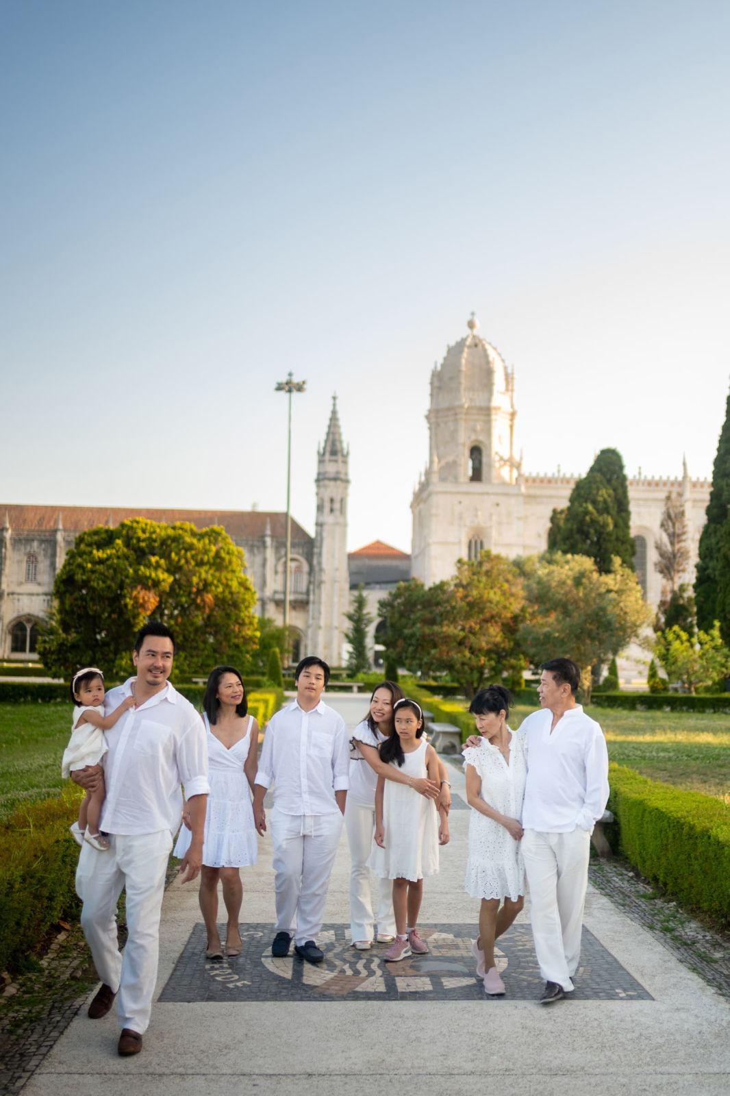 Family & children photography Sunrise family photo shoot at Jeronimo Monastery. photo 131972 (2026-07-16 12:37:13)