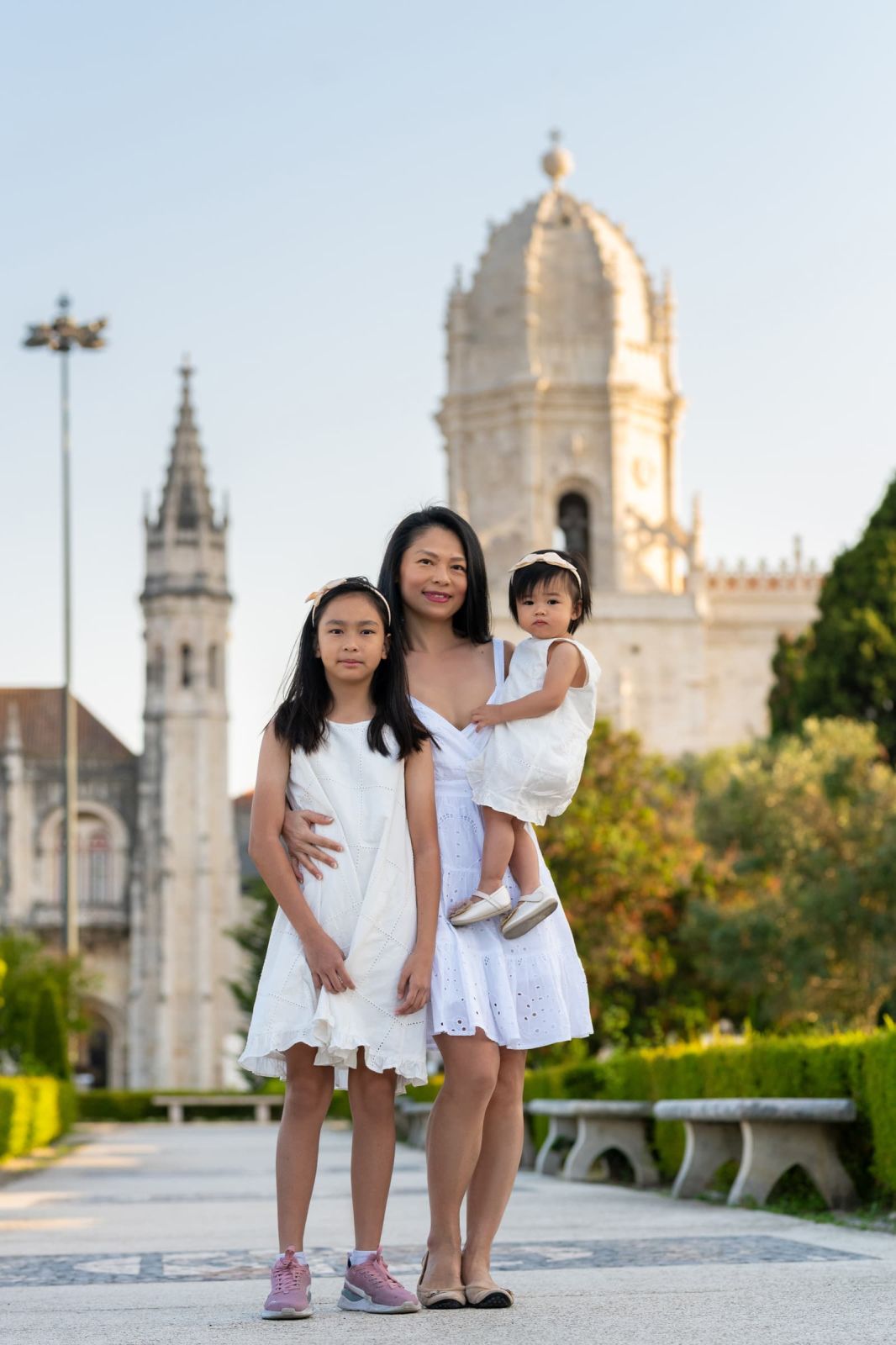 Family & children photography Sunrise family photo shoot at Jeronimo Monastery. photo 131976 (2026-07-16 12:37:17)