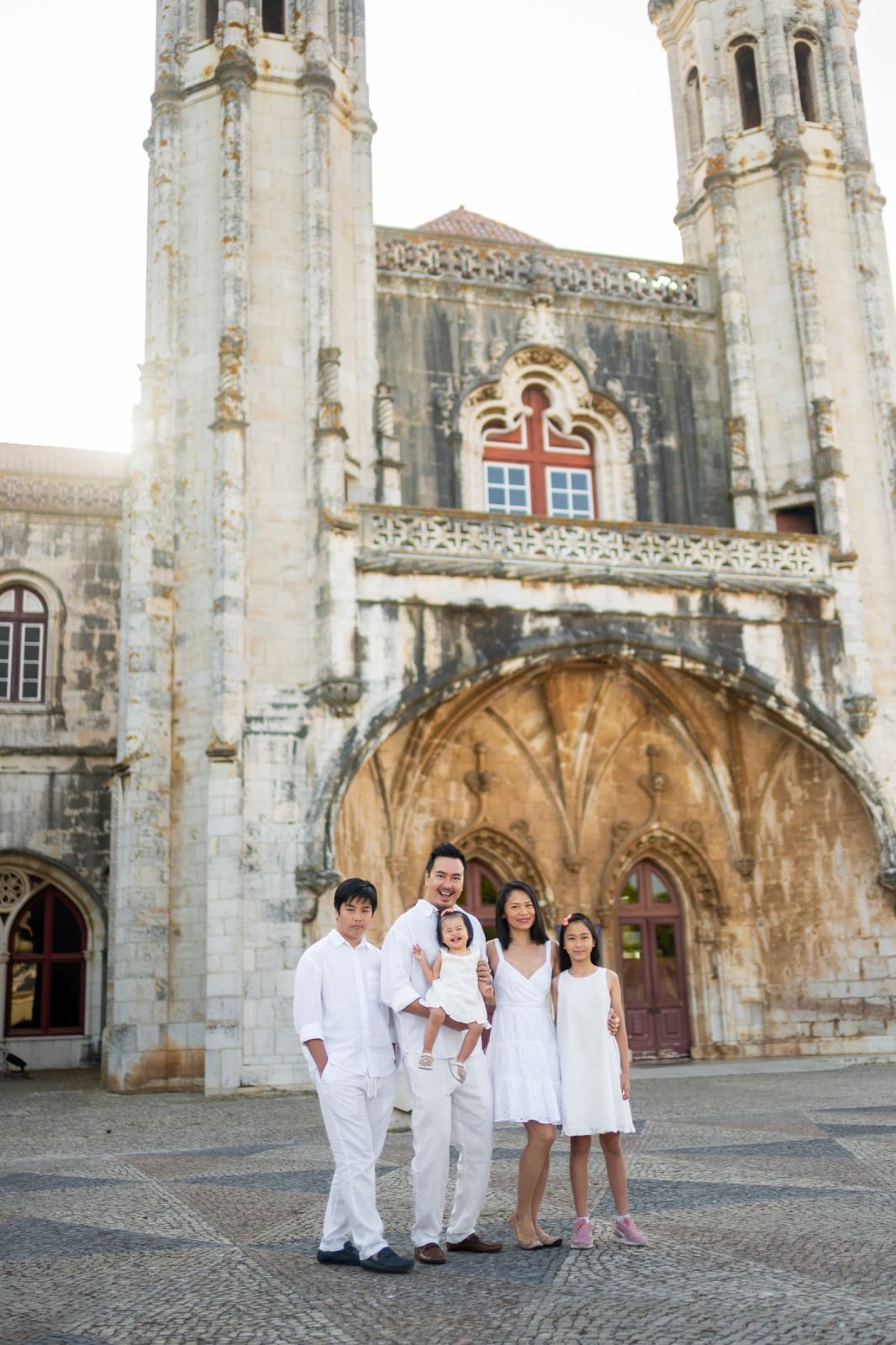 Family & children photography Sunrise family photo shoot at Jeronimo Monastery. photo 131992 (2026-07-16 12:37:37)