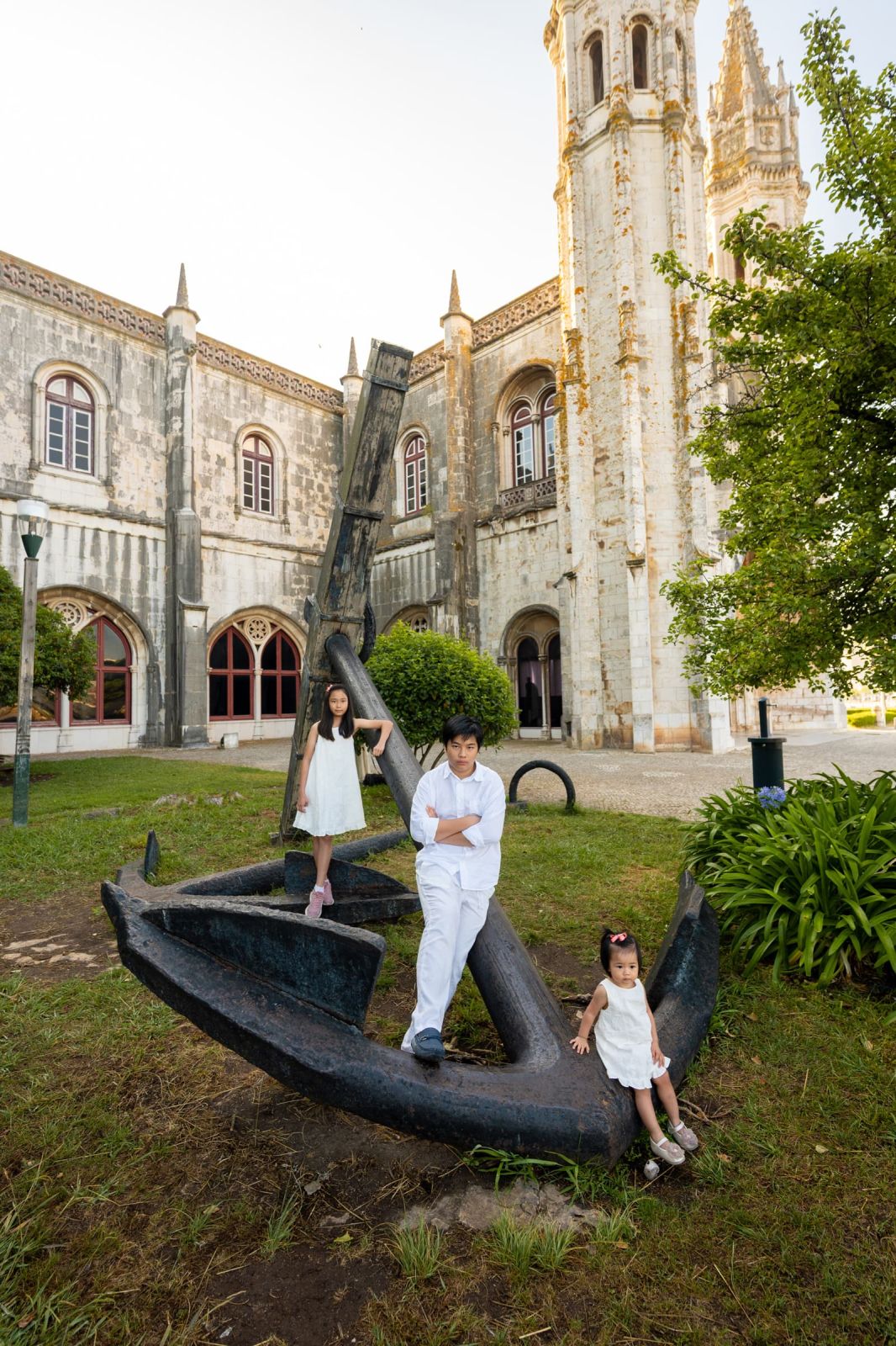 Family & children photography Sunrise family photo shoot at Jeronimo Monastery. photo 131997 (2026-07-16 12:37:44)