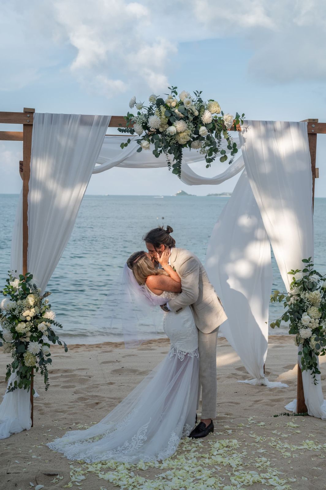Kimberley & Cory Destination Wedding on the beach. Photo 132326 (2026-07-16 23:30:31)